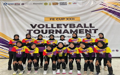 Tim Putra-Putri Bola Voli MAN 2 Ciamis Rebut Dua Piala Juara di Turnamen FE Cup 2025