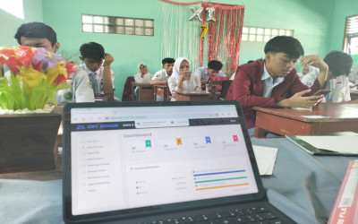 MAN 2 Ciamis Sukses Gelar Ujian Madrasah Digital dengan Aplikasi AIOCBT