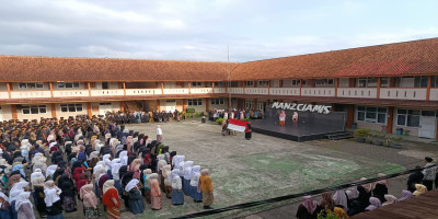 Dari Upacara ke Makna: Kartini Menginspirasi Generasi MAN 2 Ciamis